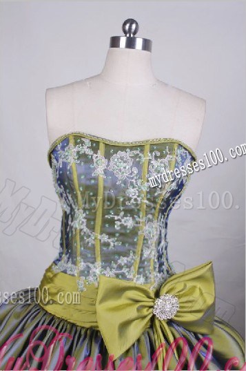 Beautiful Yellow Green Sweetheart Layered Quinceanera Gown